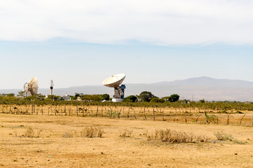 Double parables in a telecommunications center in the rift valley in northwestern Kenya