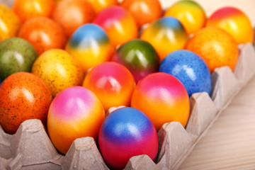 Fototapeta na wymiar palette bunter eier