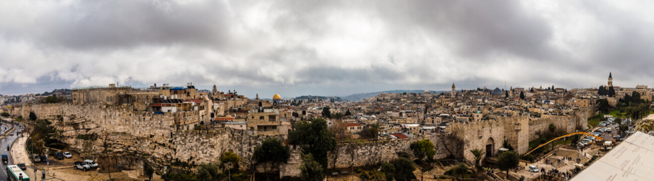 the old city of Jerusalem from Damascus gate 