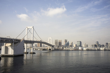 Fototapeta na wymiar rainbow bridge tokyo japan