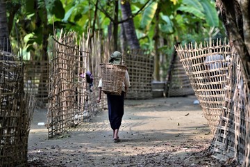 women working in myanmar