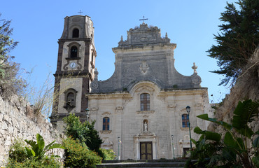 Fototapeta na wymiar Kirche San Bartolomeo auf Lipari