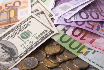Dollar, euro banknotes