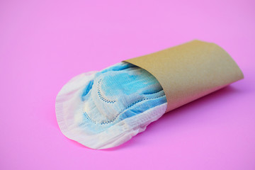 Fototapeta na wymiar Sanitary napkins, pad (sanitary towel, sanitary pad, menstrual pad) on pink background. 