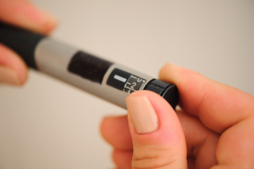 scale on the bottom of insulin pen, self injection medical equipment for diabetes patients
