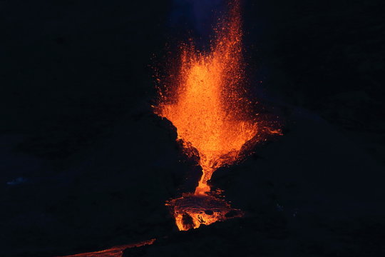 eruption volcan