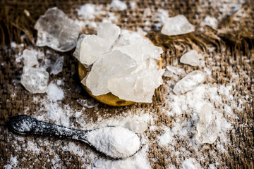 Alum powder/potassium aluminum sulfate dodecahydrate used in baking powder,water purification,...