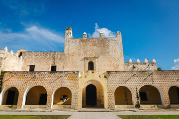 Naklejka premium old monastery in Valladolit Mexico