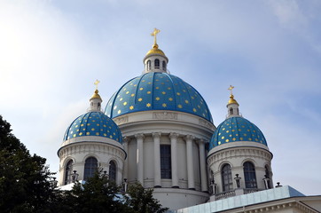 Fototapeta na wymiar Domes of the Trinity Cathedral in St. Petersburg, Russia