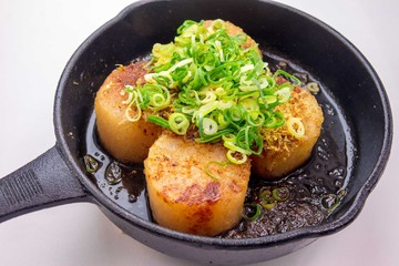 青ねぎたっぷりの大根ステーキ