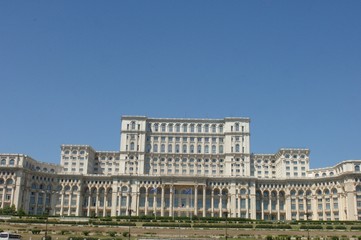 Fototapeta na wymiar peoples palace Bucharest 