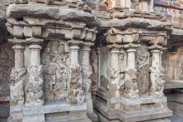 Fototapeta na wymiar Ancient temple of Kanchipuram Kailasanathar temple and was built during 685-705AD using sandstone compound material contains a large number of carvings and shrines. 