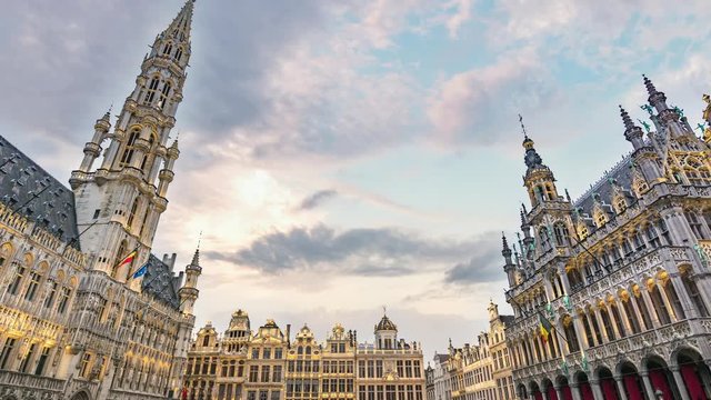 Brussels city skyline timelapse at Grand Place, Brussels, Belgium 4K Time lapse