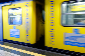 Napoli stazioni della metropolitana