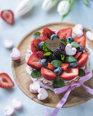 苺とブルーベリーのタルト