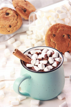 marshmallows in cocoa