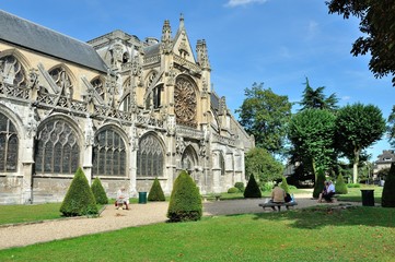 Fototapeta na wymiar La cattedrale di Notre Dame a Les Andelys, Normandia, Francia