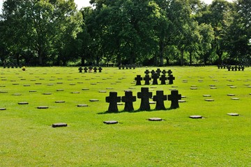 Naklejka premium Normandia, Bayeux, cimitero militare tedesco di La Cambe