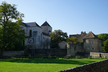 Fototapeta na wymiar Village de Nouaillé-Maupertuis
