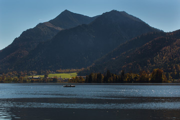 Bergpanorama über Schliersee im Sommer