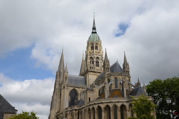 Fototapeta na wymiar Kathedrale in Bayeux, Normandie