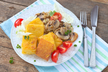 Polenta mit Champions