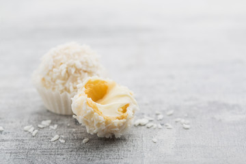 Creamy candy filling