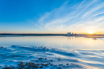 Fototapeta premium Winterliche Landschaft im Naturschutzgebiet Graswarder in Heiligenhafen