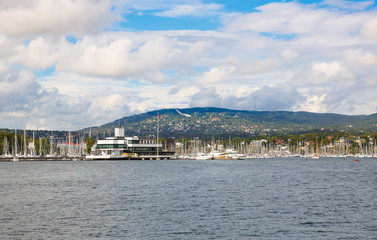Fototapeta na wymiar Coastline in Oslo