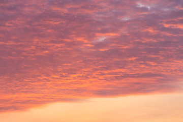 Fototapeta premium Beautiful pink sunrise sky