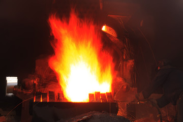 The workshop welder cuts metal