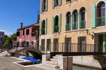 Fototapeta na wymiar Ponte Giustinian, Venice