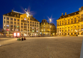 Fototapeta premium Dam Square in Amsterdam at the Night