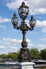 R&eacute;verb&egrave;re pont Alexandre 3