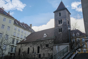Fototapeta na wymiar Ruprechtskirche, St. Ruprecht, Wien, 2018