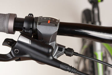 Bike front gear switch, right hand, 9 speed on handlebar on mountain bike