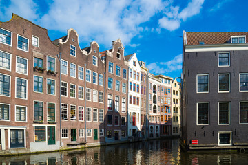 Fototapeta na wymiar Traditional dutch medieval buildings in Amsterdam