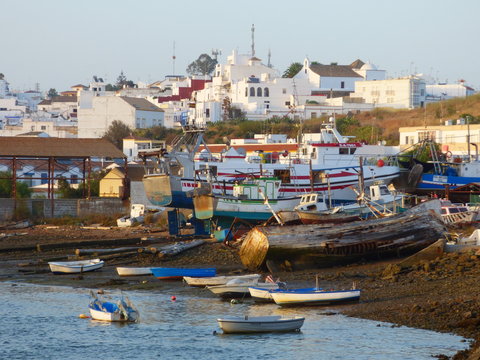 Frontera Espa&ntilde;a Portugal  Ayamonte, Castro Marim, Vila Real de Santo Antonio. Ayamonte, pueblo de Huelva, Andaluc&iacute;a, situado junto a la desembocadura del r&iacute;o Guadiana