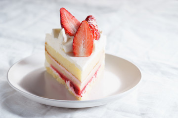 strawberry cake