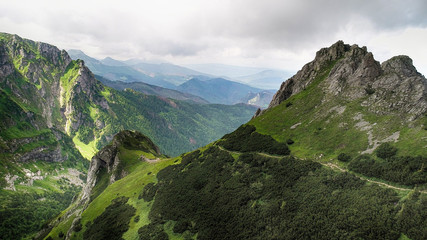 Obraz premium slopes and peaks of mountains