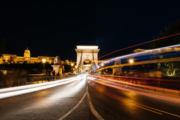 Chain Bridge in Budapest at night