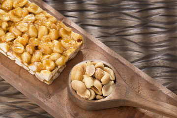 Energy bar with peanut seeds