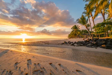 Store enrouleur tamisant Plage tropicale Flic and flac beach at sunset in Mauritius island.