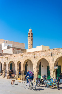 Medina quarter in Tozeur, Tunisia
