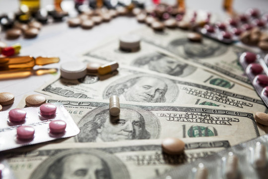 Medical marketing and healthcare business analysis report with graph