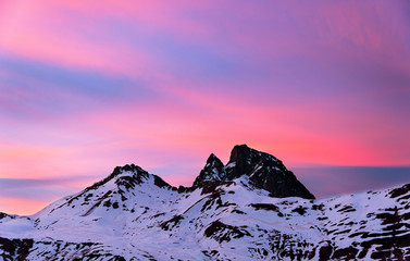 coucher de soleil sur le pic du midi d'ossau
