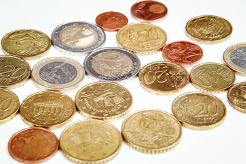 Евро цент изолированных на белом фоне