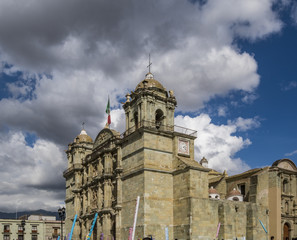 Fototapeta na wymiar oaxaca cathedral