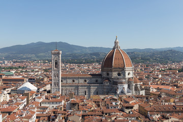 Fototapeta na wymiar Florence Cathedral in a sunny day, Tuscany, Italy.