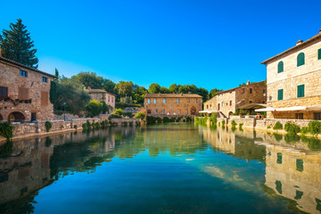 Fototapeta na wymiar Bagno Vignoni village medieval thermal baths or hot pool. Tuscany, Italy.